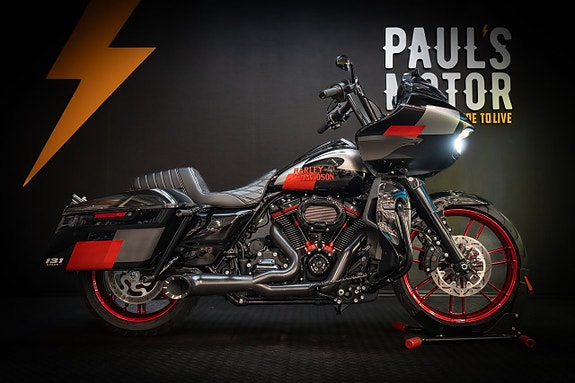 Harley-Davidson Road Glide Performance Bagger 131 cui Steg 4