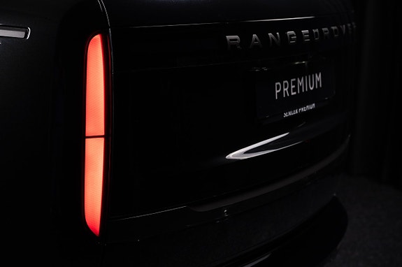 Land Rover Range Rover 7 of 23