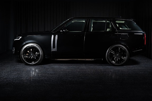Land Rover Range Rover 4 of 5