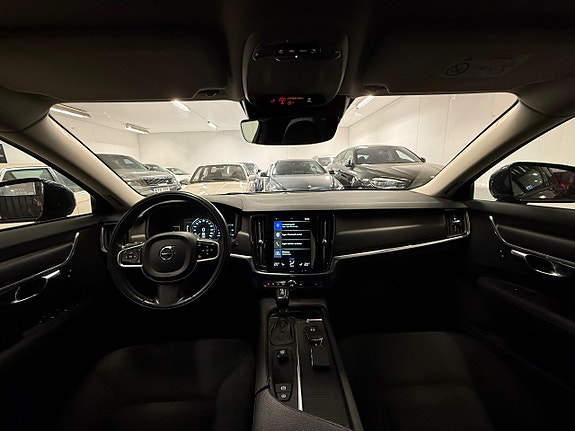 Volvo V90 15 of 29