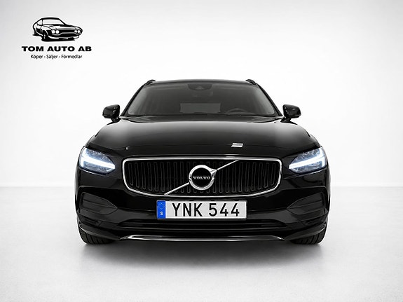 Volvo V90 2 of 29