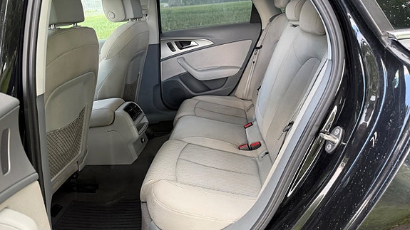 Audi A6 11 of 15