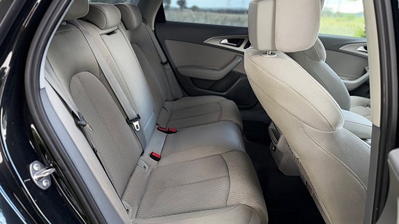 Audi A6 12 of 15