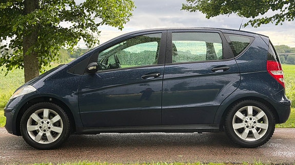 Mercedes-Benz A180 8 of 16