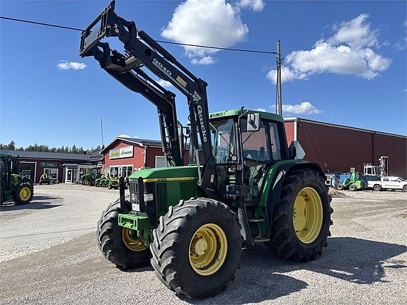 John Deere 6310