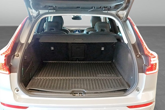 Volvo XC60 9 of 9