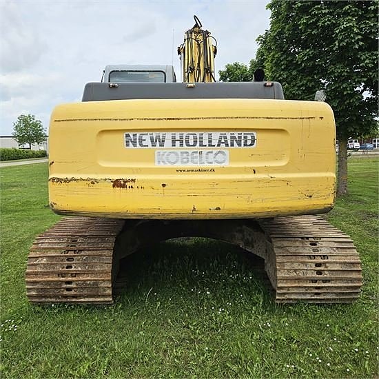 New Holland / Kobelco E215 - 22 ton 4 of 5