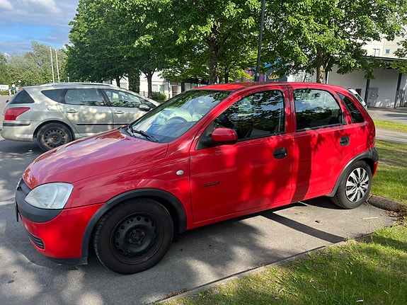 Opel Corsa 2 of 5