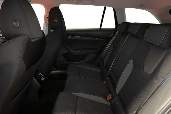 Skoda Octavia 5 of 5