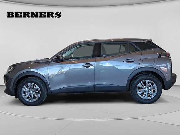 Peugeot 2008 2 of 5