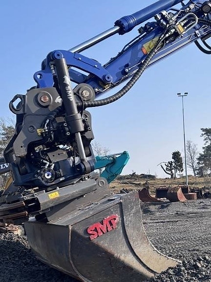 Komatsu PW 168-11E1 9 of 9