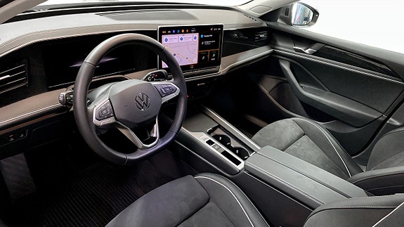Volkswagen Passat 14 of 29