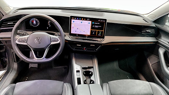 Volkswagen Passat 19 of 29