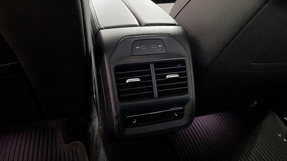Volkswagen Passat 29 of 29