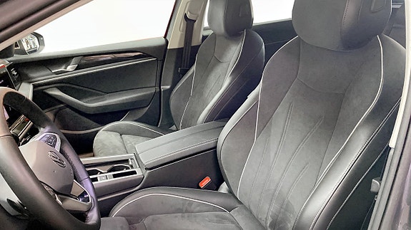 Volkswagen Passat 15 of 29