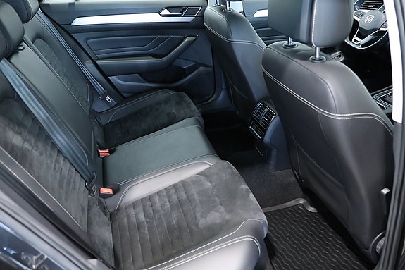 Volkswagen Passat 6 of 16
