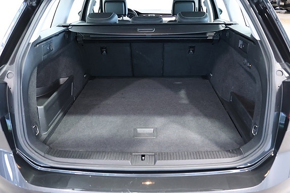 Volkswagen Passat 7 of 16