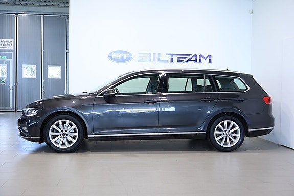 Volkswagen Passat 2 of 5
