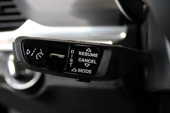 Porsche Panamera 4 9 of 19