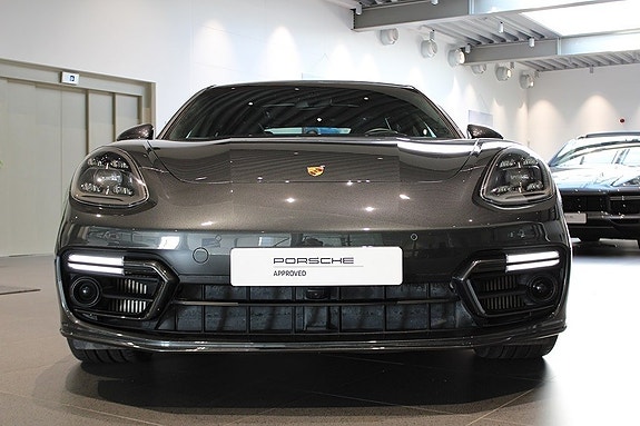 Porsche Panamera 4 6 of 19