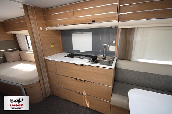 Adria Adora 753 UK 9 of 15
