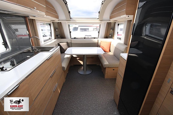 Adria Adora 753 UK 7 of 15