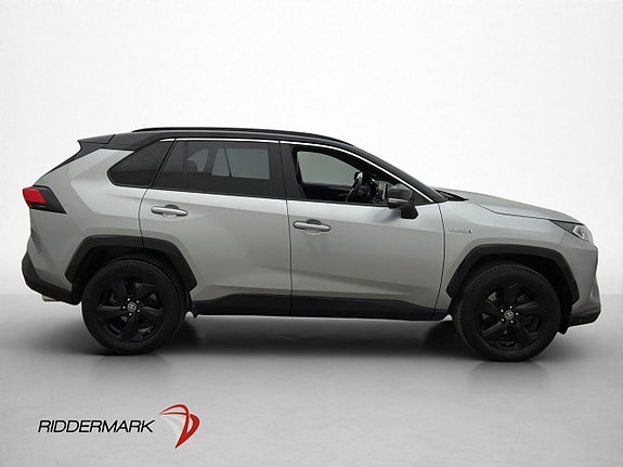 Toyota RAV4 9 of 30