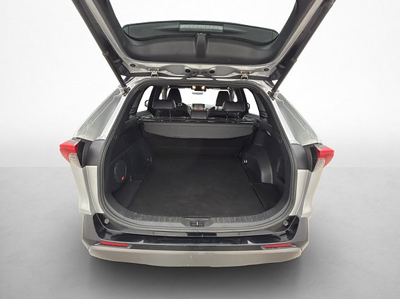 Toyota RAV4 13 of 30
