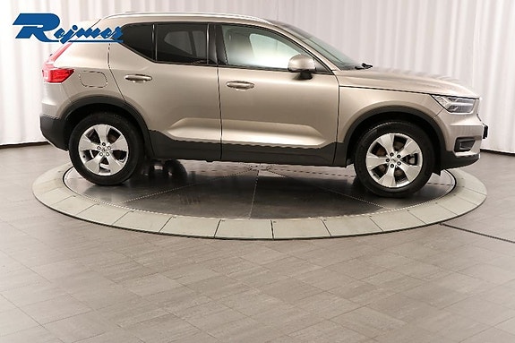 Volvo XC40 28 of 29