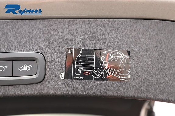 Volvo XC40 23 of 29