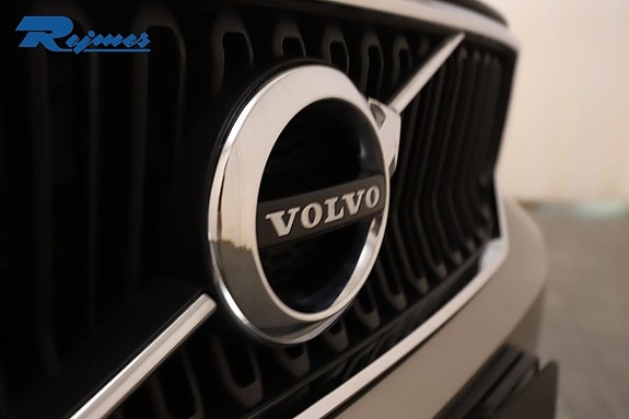 Volvo XC40 18 of 29