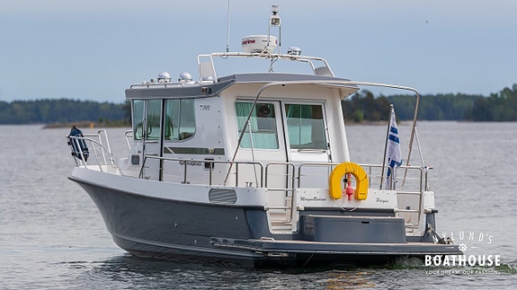 Nord Star 31 Patrol | Volvo Penta D6-370A-E, DPH-C 11 of 30