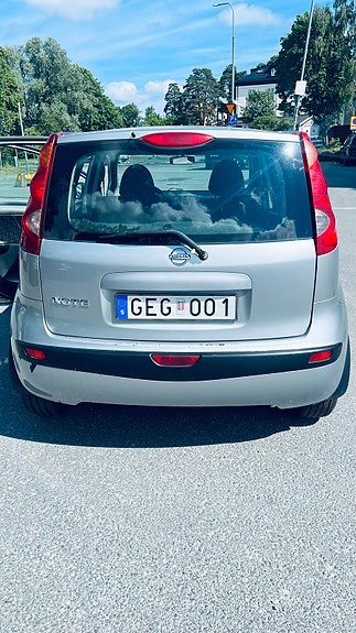 Nissan Note 2 of 5