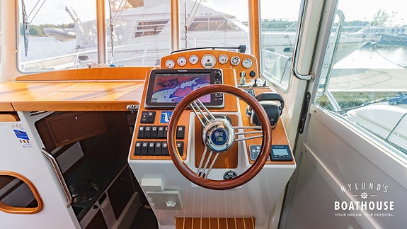 Nord Star 28 Patrol | Volvo Penta D6-370A-F 27 of 30