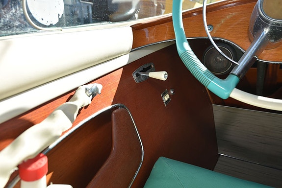Riva Ariston 11 of 24