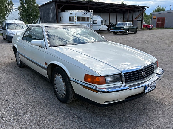 Cadillac Eldorado 2 of 19
