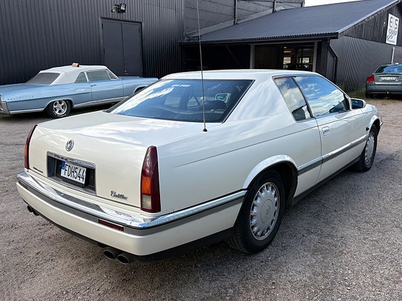 Cadillac Eldorado 3 of 19