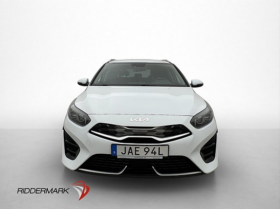 Kia Ceed 2 of 5