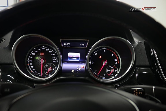 Mercedes-Benz GLE350 d 21 of 30