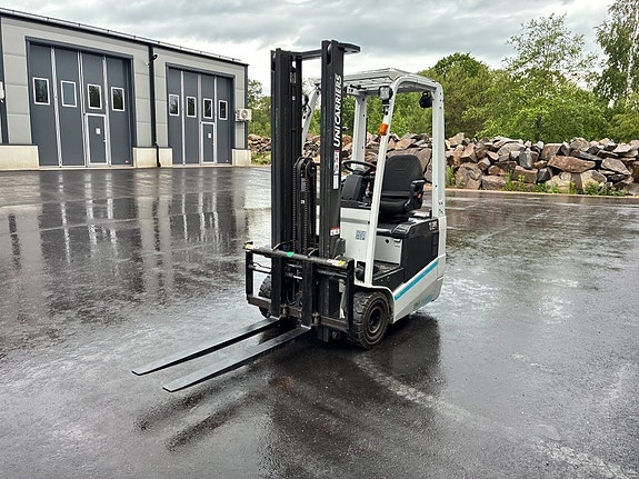1,5 ton motviktstruck Uni Carriers TX3-15 3 of 6