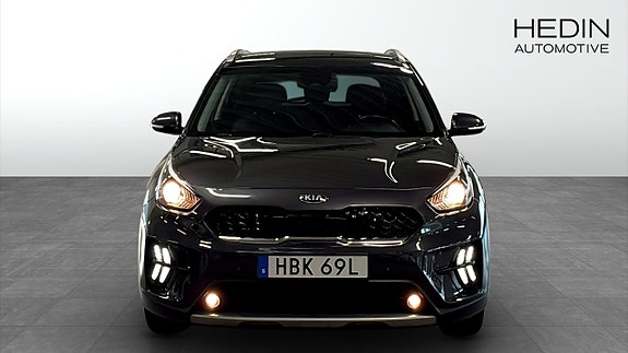 Kia Niro 2 of 5