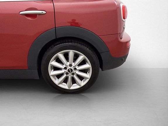 MINI Cooper 26 of 28