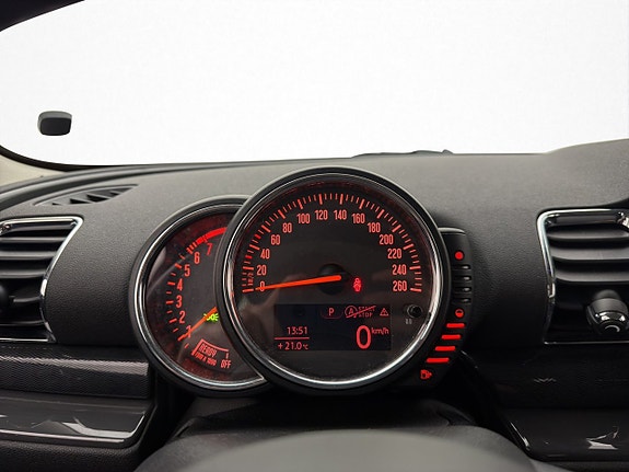 MINI Cooper 14 of 28