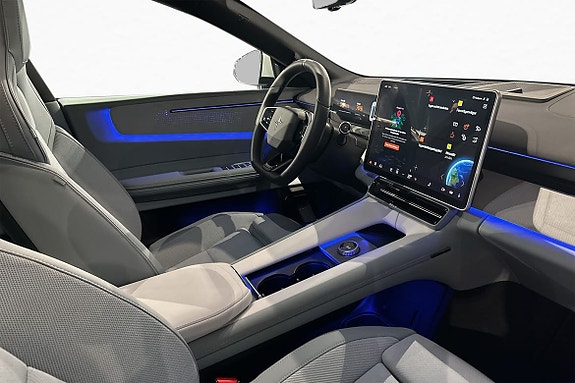 Polestar 4 14 of 20
