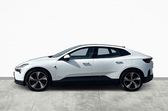 Polestar 4 3 of 20