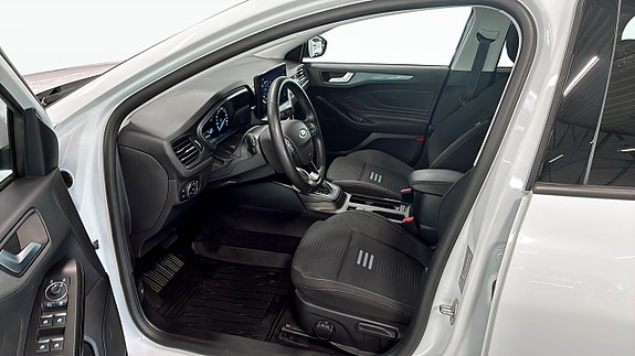 Ford Focus 3 of 5