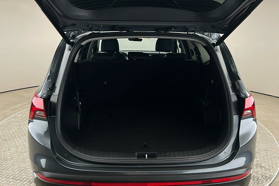 Hyundai Santa Fe 15 of 30