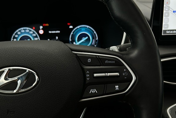 Hyundai Santa Fe 27 of 30