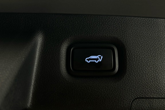 Hyundai Santa Fe 17 of 30