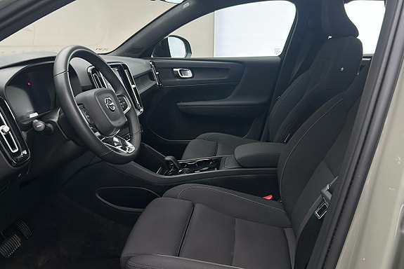 Volvo C40 10 of 29